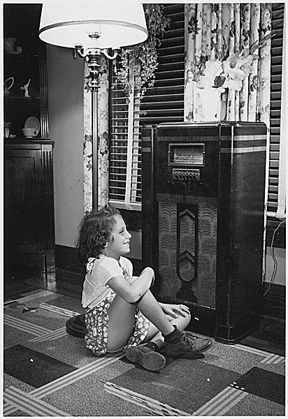 radio-girl