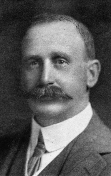 377px-arthur_mielziener_myers_portrait